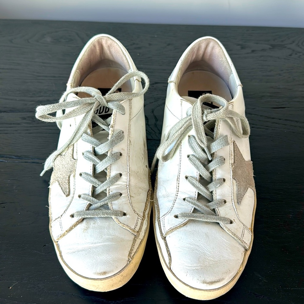Golden Goose White with Flower